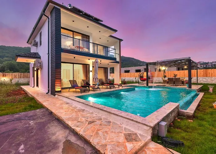 Agullu Village 3 Bedroom Private Pool And Garden Villa *